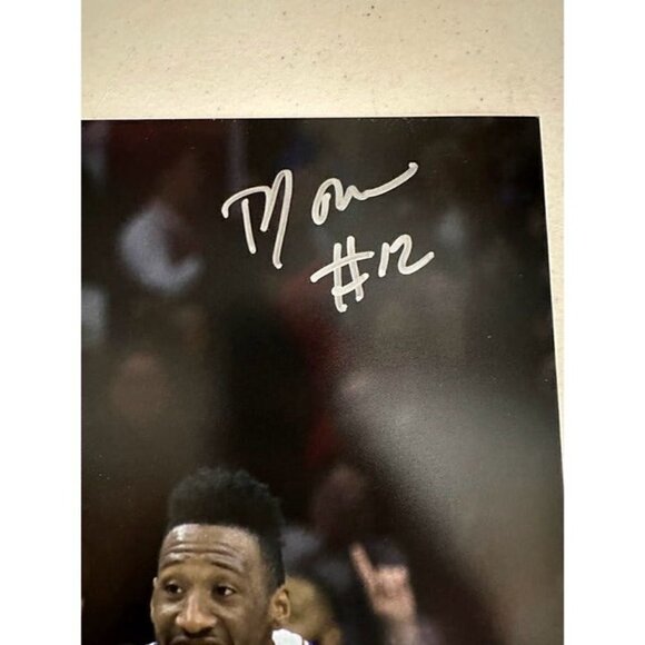 T.J. McConnell signed autographed Philadelphia 76ers 16x20 Photo JSA - Picture 2 of 3